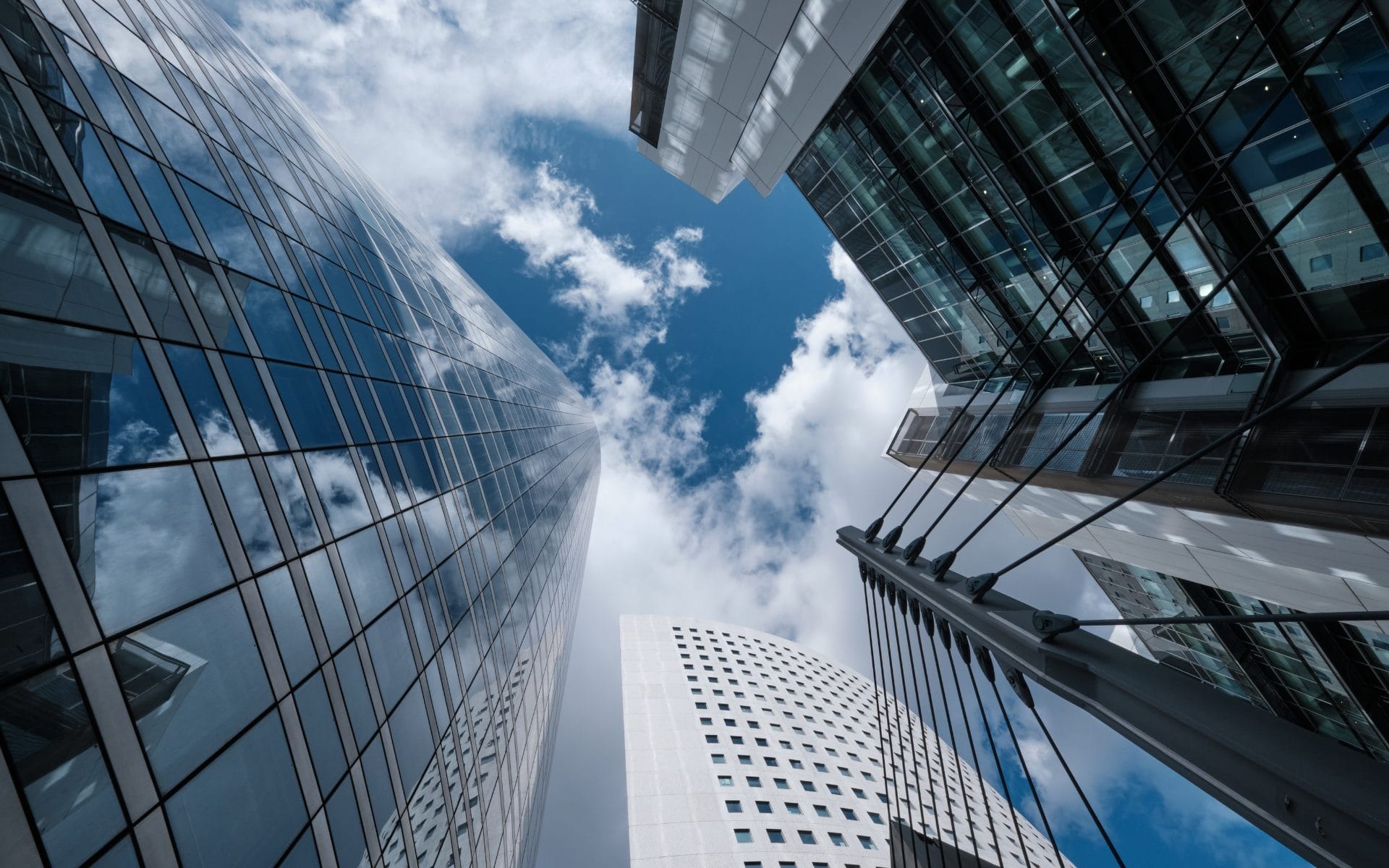 Cómo verificar una agencia inmobiliaria en Dubái