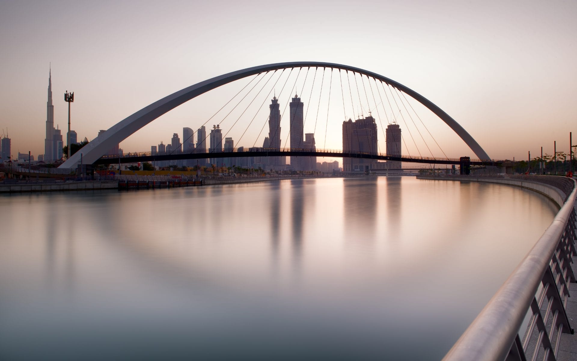 Guía para COMPRAR UNA PROPIEDAD EN Dubái: ¿Propiedad en pre venta o lista, cual es la más rentable?