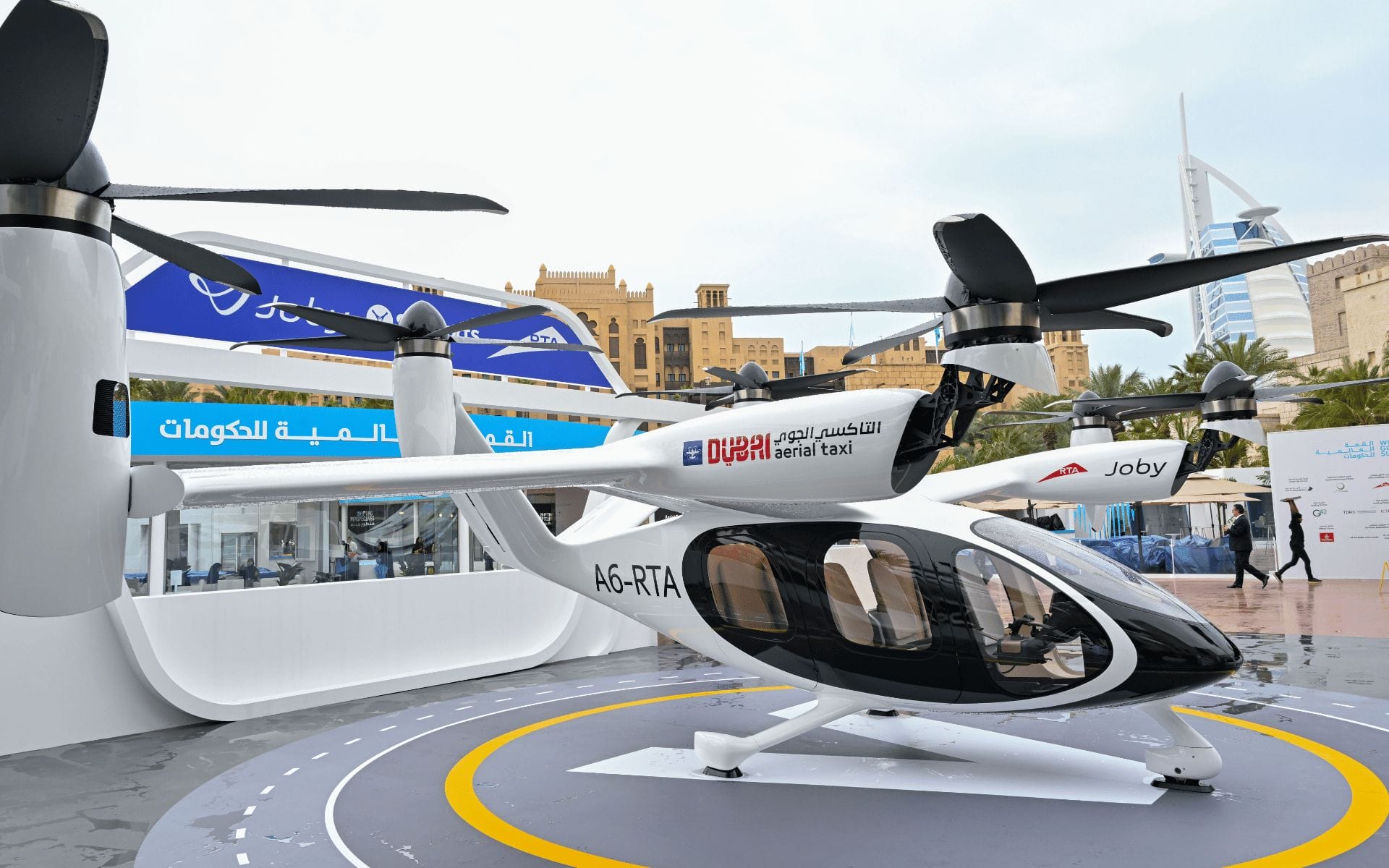 Taxis Voladores en Dubái: El Primer Vertipuerto DXV Revoluciona la Movilidad